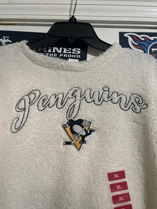 Penguins Cozy Sherpa Sweatshirt - Cream - Picture 2 of 6